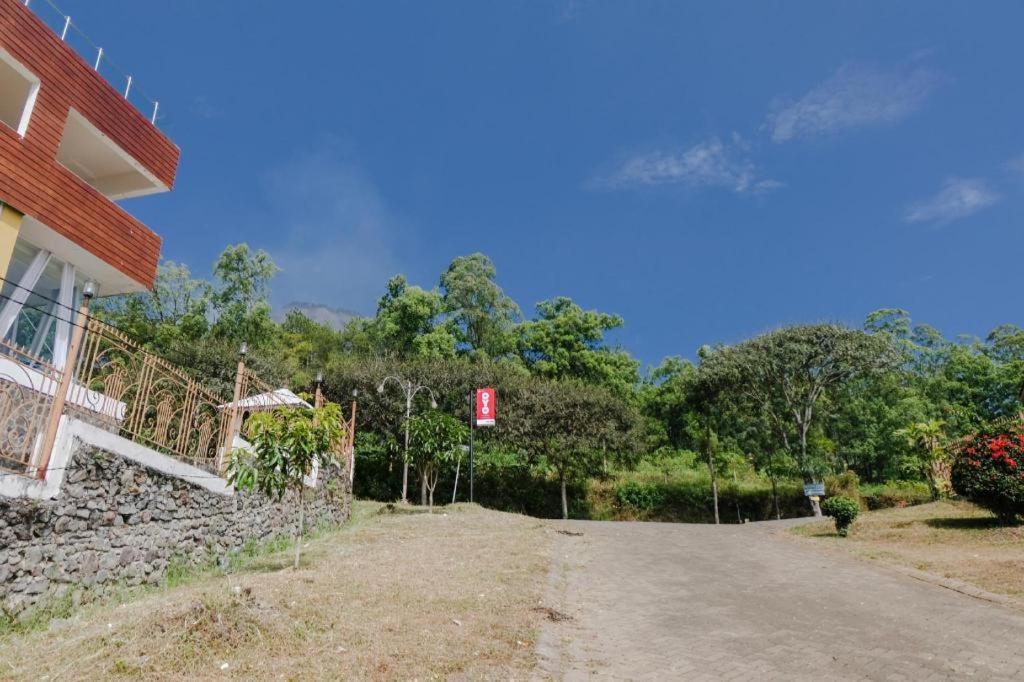 OYO 1194 Villa Bukit Panderman Residence Batu  Exterior foto